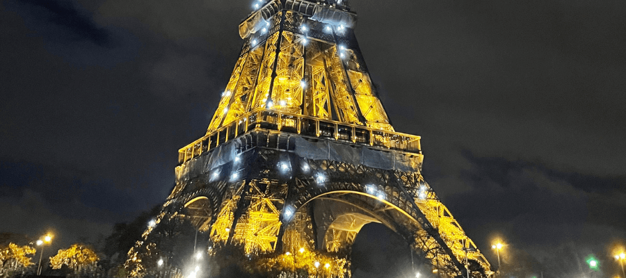 Eiffel Tower, November 2022. @babafemio